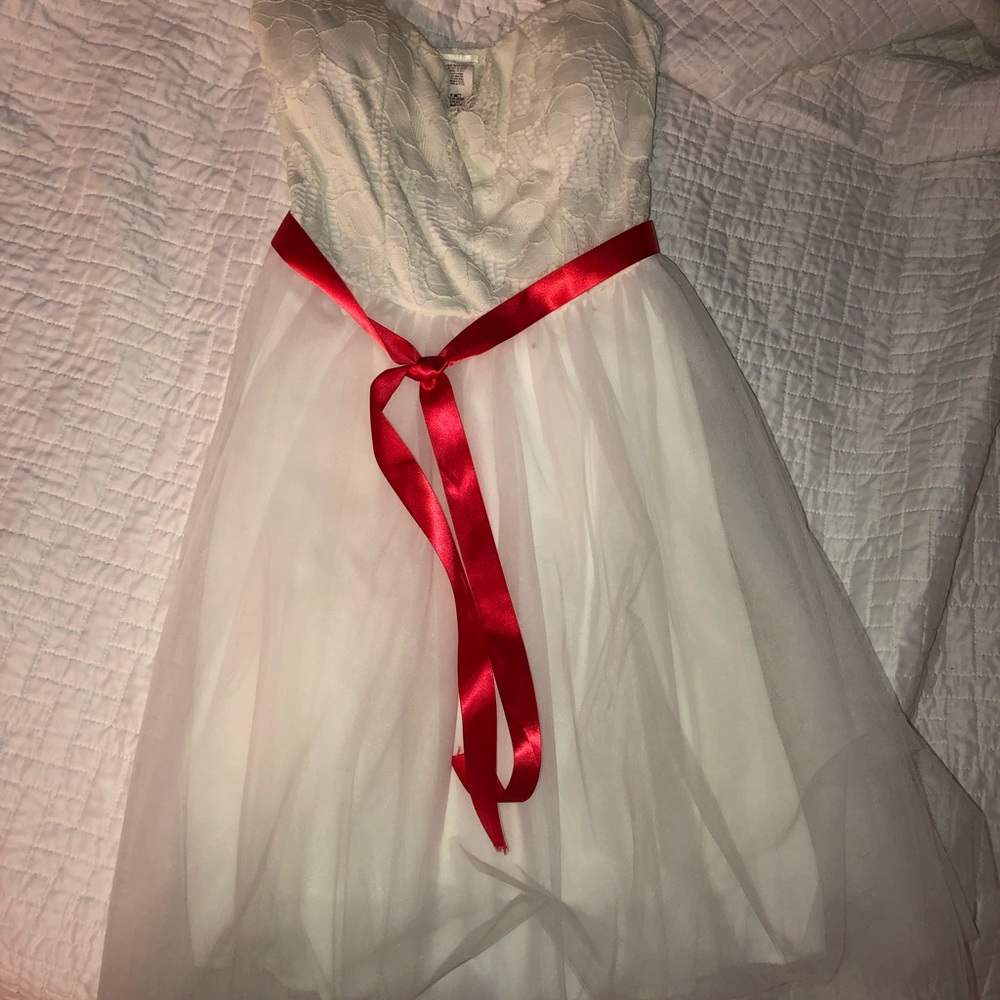 White quince dress